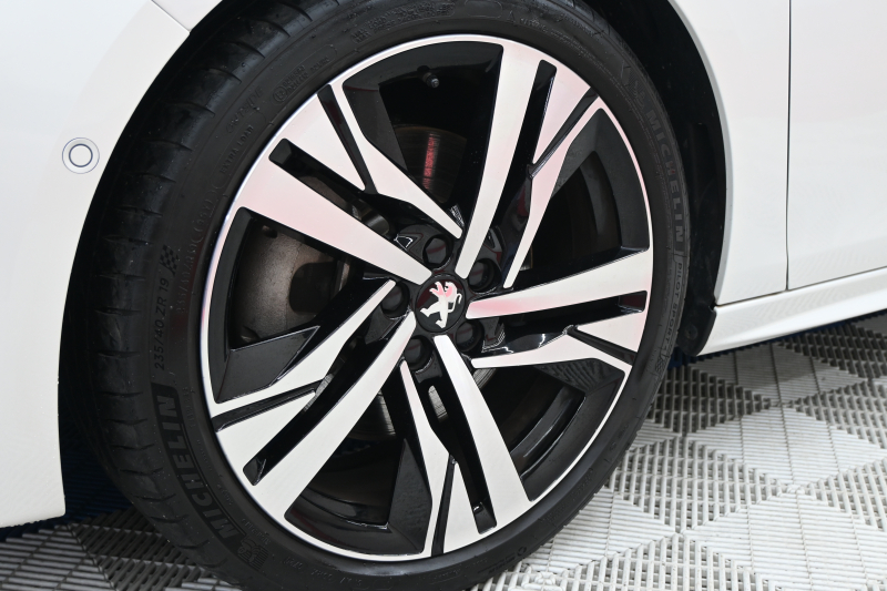 プジョー 508 GT ﾌﾞﾙｰHDi ﾌﾟﾚﾐｱﾑﾚｻﾞｰｴﾃﾞｨｼｮﾝ　特別仕様車 ﾌﾞﾗｯｸﾅｯﾊﾟﾚｻﾞｰ 専用19ｲﾝﾁAW ACC BSM 赤革 ﾊﾟﾉﾗﾏSR 純正ﾅﾋﾞ 360ｶﾒﾗ ﾅｲﾄﾋﾞｼﾞｮﾝ FOCALｽﾋﾟｰｶｰ 　2年保証付