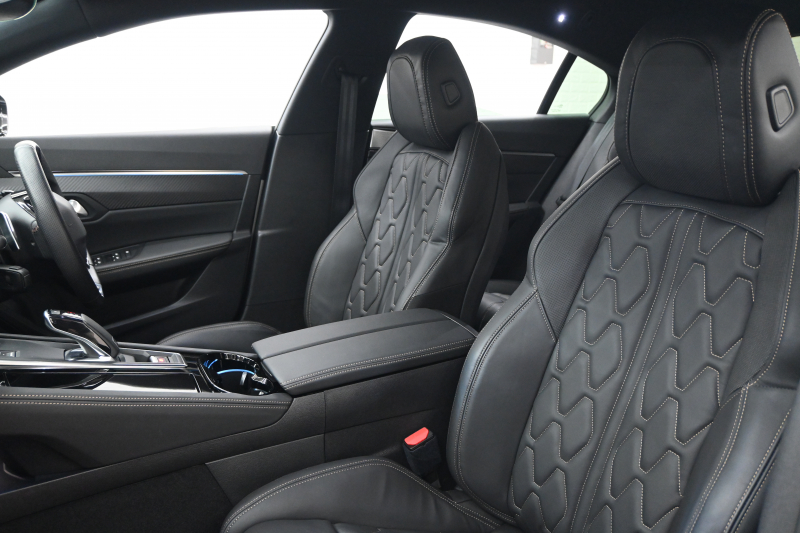 プジョー 508 GT ﾌﾞﾙｰHDi ﾌﾟﾚﾐｱﾑﾚｻﾞｰｴﾃﾞｨｼｮﾝ　特別仕様車 ﾌﾞﾗｯｸﾅｯﾊﾟﾚｻﾞｰ 専用19ｲﾝﾁAW ACC BSM 赤革 ﾊﾟﾉﾗﾏSR 純正ﾅﾋﾞ 360ｶﾒﾗ ﾅｲﾄﾋﾞｼﾞｮﾝ FOCALｽﾋﾟｰｶｰ 　2年保証付