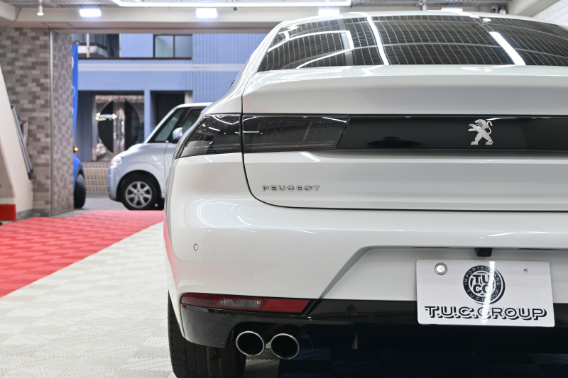 プジョー 508 GT ﾌﾞﾙｰHDi ﾌﾟﾚﾐｱﾑﾚｻﾞｰｴﾃﾞｨｼｮﾝ　特別仕様車 ﾌﾞﾗｯｸﾅｯﾊﾟﾚｻﾞｰ 専用19ｲﾝﾁAW ACC BSM 赤革 ﾊﾟﾉﾗﾏSR 純正ﾅﾋﾞ 360ｶﾒﾗ ﾅｲﾄﾋﾞｼﾞｮﾝ FOCALｽﾋﾟｰｶｰ 　2年保証付