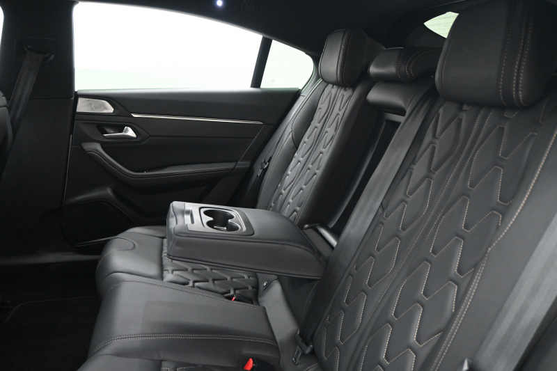 プジョー 508 GT ﾌﾞﾙｰHDi ﾌﾟﾚﾐｱﾑﾚｻﾞｰｴﾃﾞｨｼｮﾝ　特別仕様車 ﾌﾞﾗｯｸﾅｯﾊﾟﾚｻﾞｰ 専用19ｲﾝﾁAW ACC BSM 赤革 ﾊﾟﾉﾗﾏSR 純正ﾅﾋﾞ 360ｶﾒﾗ ﾅｲﾄﾋﾞｼﾞｮﾝ FOCALｽﾋﾟｰｶｰ 　2年保証付