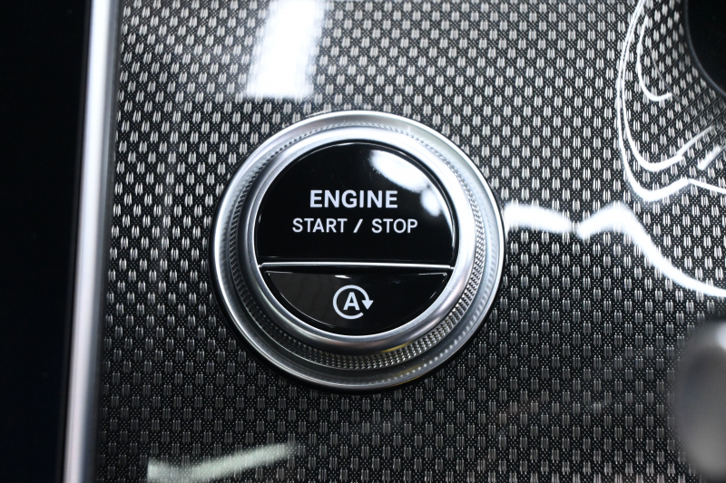 メルセデスベンツ Cクラス C200ｽﾃｰｼｮﾝﾜｺﾞﾝ AVG ﾚｻﾞｰEXｸﾙ&RSP AMGﾗｲﾝP ﾍﾞｰｼｯｸP　ACC 黒革 ﾊﾟﾉﾗﾏSR 純正ﾅﾋﾞ ﾌﾙｾｸﾞ Carplay ｱﾝﾋﾞｴﾝﾄﾗｲﾄ 純正18ｲﾝﾁAW ﾘｱｱｸｽﾙｽﾃｱﾘﾝｸﾞ　2年保証付