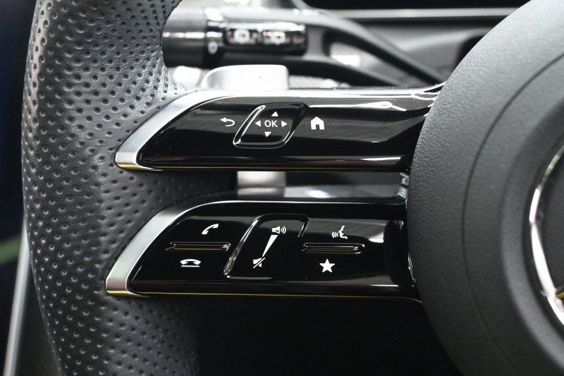 メルセデスベンツ Cクラス C200ｽﾃｰｼｮﾝﾜｺﾞﾝ AVG ﾚｻﾞｰEXｸﾙ&RSP AMGﾗｲﾝP ﾍﾞｰｼｯｸP　ACC 黒革 ﾊﾟﾉﾗﾏSR 純正ﾅﾋﾞ ﾌﾙｾｸﾞ Carplay ｱﾝﾋﾞｴﾝﾄﾗｲﾄ 純正18ｲﾝﾁAW ﾘｱｱｸｽﾙｽﾃｱﾘﾝｸﾞ　2年保証付