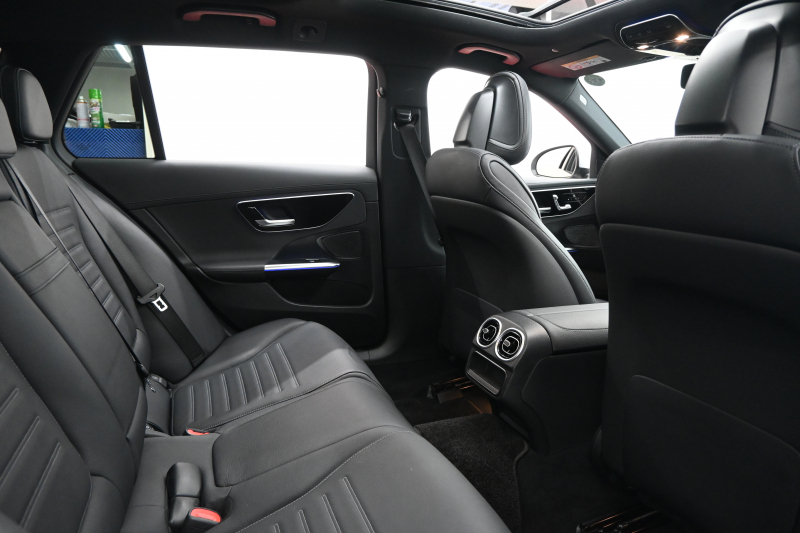 メルセデスベンツ Cクラス C200ｽﾃｰｼｮﾝﾜｺﾞﾝ AVG ﾚｻﾞｰEXｸﾙ&RSP AMGﾗｲﾝP ﾍﾞｰｼｯｸP　ACC 黒革 ﾊﾟﾉﾗﾏSR 純正ﾅﾋﾞ ﾌﾙｾｸﾞ Carplay ｱﾝﾋﾞｴﾝﾄﾗｲﾄ 純正18ｲﾝﾁAW ﾘｱｱｸｽﾙｽﾃｱﾘﾝｸﾞ　2年保証付