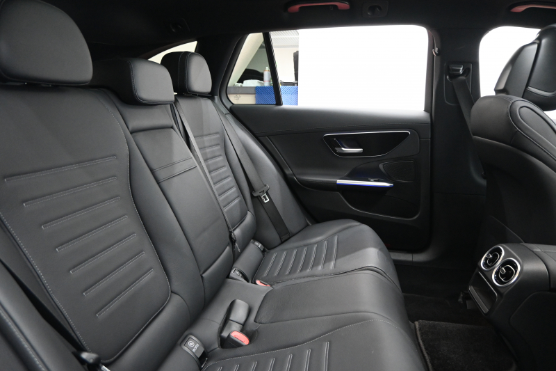 メルセデスベンツ Cクラス C200ｽﾃｰｼｮﾝﾜｺﾞﾝ AVG ﾚｻﾞｰEXｸﾙ&RSP AMGﾗｲﾝP ﾍﾞｰｼｯｸP　ACC 黒革 ﾊﾟﾉﾗﾏSR 純正ﾅﾋﾞ ﾌﾙｾｸﾞ Carplay ｱﾝﾋﾞｴﾝﾄﾗｲﾄ 純正18ｲﾝﾁAW ﾘｱｱｸｽﾙｽﾃｱﾘﾝｸﾞ　2年保証付