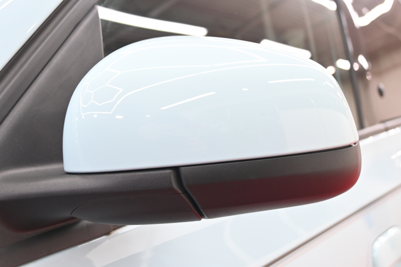 ルノー トゥインゴ ｲﾝﾃﾝｽ　1ｵﾅ ECO機能 ｸﾙｺﾝ LDW 黒×白ﾚｻﾞｰ調×ﾌｧﾌﾞﾘｯｸｼｰﾄ 純正ﾀｯﾁｽｸﾘｰﾝ Carplay Bｶﾒﾗ 16ｲﾝﾁｱﾛｲﾎｲｰﾙ ﾌﾞﾗﾝｲﾝﾃﾘｱ　2年保証付