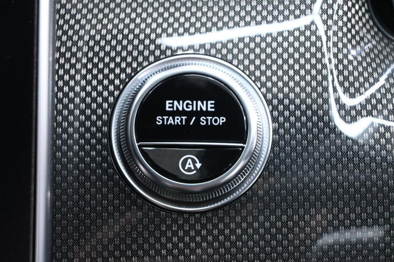 メルセデスベンツ Cクラス C220d AVG ﾍﾞｰｼｯｸ&ﾚｰﾀﾞｰｾｰﾌﾃｨP　1ｵﾅ ACC ﾘｱｱｸｽﾙ Pｽﾀ ECO  ﾊｰﾌ革 HDDﾅﾋﾞTV 360ｶﾒﾗ Carplay AMGｴｱﾛ&18ｲﾝﾁAW LEDﾗｲﾄ　新車保証付