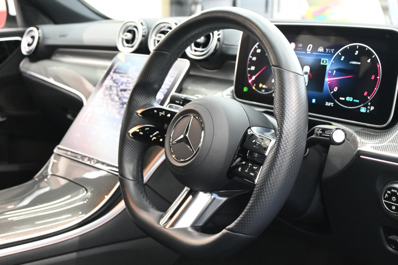 メルセデスベンツ Cクラス C220d AVG ﾍﾞｰｼｯｸ&ﾚｰﾀﾞｰｾｰﾌﾃｨP　1ｵﾅ ACC ﾘｱｱｸｽﾙ Pｽﾀ ECO  ﾊｰﾌ革 HDDﾅﾋﾞTV 360ｶﾒﾗ Carplay AMGｴｱﾛ&18ｲﾝﾁAW LEDﾗｲﾄ　新車保証付