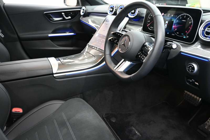 メルセデスベンツ Cクラス C200AVG AMGﾗｲﾝ&ﾍﾞｰｼｯｸP ﾚｰﾀﾞｰｾｰﾌﾃｨP 1ｵﾅ ﾊｰﾌ革 純正HDDﾅﾋﾞ Carplay BTｵｰﾃﾞｨｵ&TEL ﾜｲﾔﾚｽ充電器 ｱﾝﾋﾞｴﾝﾄﾗｲﾄ AMGｴｱﾛ&18ｲﾝﾁAW　新車保証付