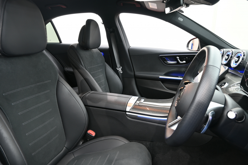 メルセデスベンツ Cクラス C200AVG AMGﾗｲﾝ&ﾍﾞｰｼｯｸP ﾚｰﾀﾞｰｾｰﾌﾃｨP 1ｵﾅ ﾊｰﾌ革 純正HDDﾅﾋﾞ Carplay BTｵｰﾃﾞｨｵ&TEL ﾜｲﾔﾚｽ充電器 ｱﾝﾋﾞｴﾝﾄﾗｲﾄ AMGｴｱﾛ&18ｲﾝﾁAW　新車保証付