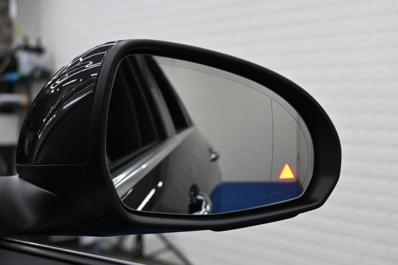 メルセデスベンツ Cクラス C200AVG AMGﾗｲﾝ&ﾍﾞｰｼｯｸP ﾚｰﾀﾞｰｾｰﾌﾃｨP 1ｵﾅ ﾊｰﾌ革 純正HDDﾅﾋﾞ Carplay BTｵｰﾃﾞｨｵ&TEL ﾜｲﾔﾚｽ充電器 ｱﾝﾋﾞｴﾝﾄﾗｲﾄ AMGｴｱﾛ&18ｲﾝﾁAW　新車保証付