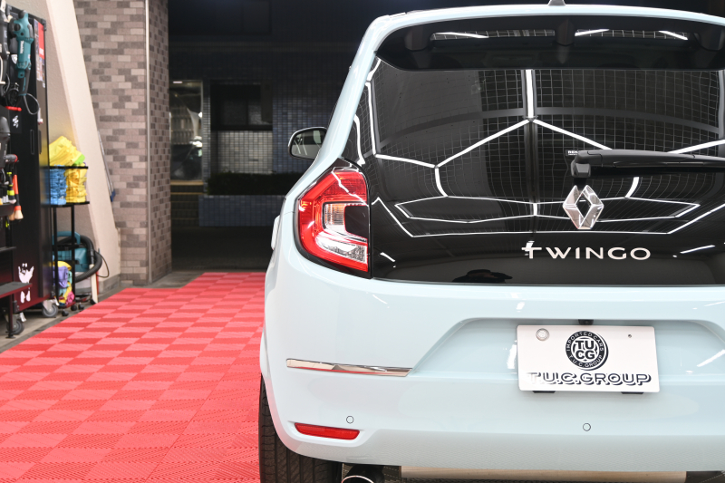 ルノー トゥインゴ ｲﾝﾃﾝｽ ｷｬﾝﾊﾞｽﾄｯﾌﾟ　 1ｵﾅ ﾚｻﾞｰ調×ﾌｧﾌﾞﾘｯｸｼｰﾄ ｼｰﾄﾋｰﾀｰ 純正ﾀｯﾁﾓﾆﾀｰ Bｶﾒﾗ Carplay 純正16ｲﾝﾁAW ﾛｰﾀﾞｳﾝ　2年保証付