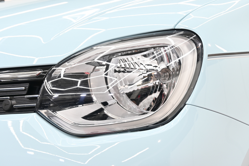 ルノー トゥインゴ ｲﾝﾃﾝｽ ｷｬﾝﾊﾞｽﾄｯﾌﾟ　 1ｵﾅ ﾚｻﾞｰ調×ﾌｧﾌﾞﾘｯｸｼｰﾄ ｼｰﾄﾋｰﾀｰ 純正ﾀｯﾁﾓﾆﾀｰ Bｶﾒﾗ Carplay 純正16ｲﾝﾁAW ﾛｰﾀﾞｳﾝ　2年保証付