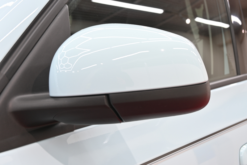 ルノー トゥインゴ ｲﾝﾃﾝｽ ｷｬﾝﾊﾞｽﾄｯﾌﾟ　 1ｵﾅ ﾚｻﾞｰ調×ﾌｧﾌﾞﾘｯｸｼｰﾄ ｼｰﾄﾋｰﾀｰ 純正ﾀｯﾁﾓﾆﾀｰ Bｶﾒﾗ Carplay 純正16ｲﾝﾁAW ﾛｰﾀﾞｳﾝ　2年保証付