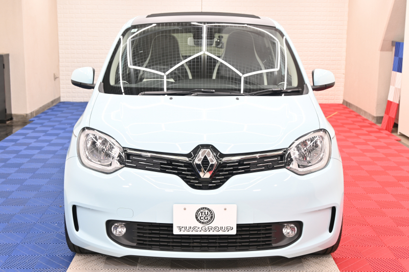 ルノー トゥインゴ ｲﾝﾃﾝｽ ｷｬﾝﾊﾞｽﾄｯﾌﾟ　 1ｵﾅ ﾚｻﾞｰ調×ﾌｧﾌﾞﾘｯｸｼｰﾄ ｼｰﾄﾋｰﾀｰ 純正ﾀｯﾁﾓﾆﾀｰ Bｶﾒﾗ Carplay 純正16ｲﾝﾁAW ﾛｰﾀﾞｳﾝ　2年保証付