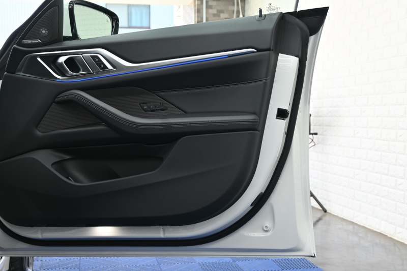 BMW 4シリーズ 420i ｸﾞﾗﾝｸｰﾍﾟ Mｽﾎﾟｰﾂ&ﾊｲﾗｲﾝP ｺﾝﾌｫｰﾄP　ﾄﾞﾗｲﾋﾞﾝｸﾞｱｼｽﾄﾌﾟﾛﾌｪｯｼｮﾅﾙ 黒革 BMWﾗｲﾌﾞｺｯｸﾋﾟｯﾄ ﾌﾙｾｸﾞ Mｴｱﾛ&19ｲﾝﾁAW LEDﾗｲﾄ harman/kardon　2年保証付