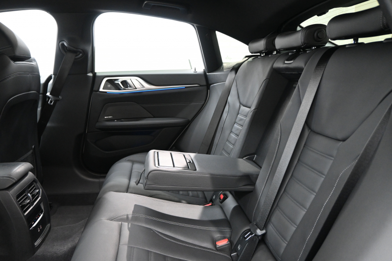 BMW 4シリーズ 420i ｸﾞﾗﾝｸｰﾍﾟ Mｽﾎﾟｰﾂ&ﾊｲﾗｲﾝP ｺﾝﾌｫｰﾄP　ﾄﾞﾗｲﾋﾞﾝｸﾞｱｼｽﾄﾌﾟﾛﾌｪｯｼｮﾅﾙ 黒革 BMWﾗｲﾌﾞｺｯｸﾋﾟｯﾄ ﾌﾙｾｸﾞ Mｴｱﾛ&19ｲﾝﾁAW LEDﾗｲﾄ harman/kardon　2年保証付