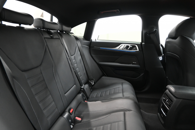 BMW 4シリーズ 420i ｸﾞﾗﾝｸｰﾍﾟ Mｽﾎﾟｰﾂ&ﾊｲﾗｲﾝP ｺﾝﾌｫｰﾄP　ﾄﾞﾗｲﾋﾞﾝｸﾞｱｼｽﾄﾌﾟﾛﾌｪｯｼｮﾅﾙ 黒革 BMWﾗｲﾌﾞｺｯｸﾋﾟｯﾄ ﾌﾙｾｸﾞ Mｴｱﾛ&19ｲﾝﾁAW LEDﾗｲﾄ harman/kardon　2年保証付