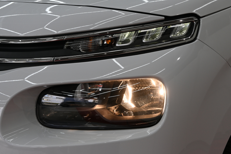 シトロエン ベルランゴ ﾏｯｸｽ BlueHDi XTR Pack　特別仕様車 ACC Pｽﾀ 専用ｼｰﾄ&ｲﾝﾃﾘｱ BSM  ﾊﾟﾉﾗﾏR 純正SDﾅﾋﾞ Carplay ｱﾝﾋﾞｴﾝｽﾗｲﾄ 専用ｴｸｽﾃﾘｱ&専用17ｲﾝﾁAW　2年保証付