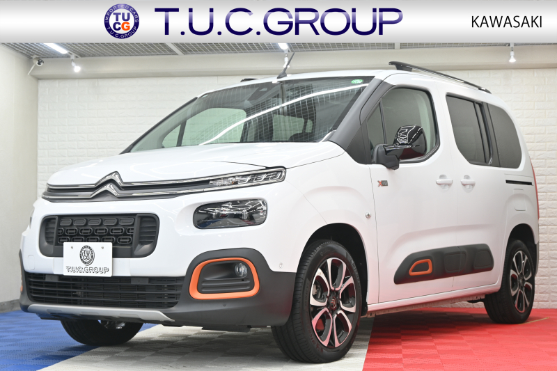 シトロエン ベルランゴ ﾏｯｸｽ BlueHDi XTR Pack　特別仕様車 ACC Pｽﾀ 専用ｼｰﾄ&ｲﾝﾃﾘｱ BSM  ﾊﾟﾉﾗﾏR 純正SDﾅﾋﾞ Carplay ｱﾝﾋﾞｴﾝｽﾗｲﾄ 専用ｴｸｽﾃﾘｱ&専用17ｲﾝﾁAW　2年保証付