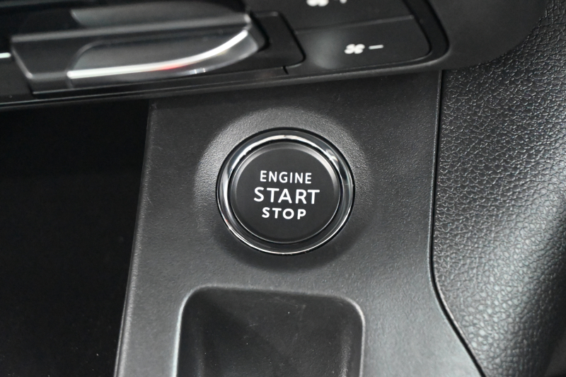 シトロエン ベルランゴ ﾏｯｸｽ BlueHDi XTR Pack　特別仕様車 ACC Pｽﾀ 専用ｼｰﾄ&ｲﾝﾃﾘｱ BSM  ﾊﾟﾉﾗﾏR 純正SDﾅﾋﾞ Carplay ｱﾝﾋﾞｴﾝｽﾗｲﾄ 専用ｴｸｽﾃﾘｱ&専用17ｲﾝﾁAW　2年保証付