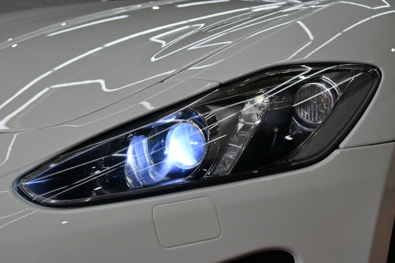 マセラティ グランツーリズモ ｽﾎﾟｰﾂ MCｵｰﾄｼﾌﾄ　ｱﾙｶﾝﾀｰﾗPKG ﾃﾞｨｰﾌﾟﾌﾞﾙｰｱﾙｶﾝﾀｰﾗ×黒革ｼｰﾄ&ｶｰﾎﾞﾝｲﾝﾃﾘｱﾄﾘﾑ  純正ﾅﾋﾞTV Bｶﾒﾗ ｱﾙｶﾝﾀｰﾗ×本革ｽﾃｱ&ﾊﾟﾄﾞﾙｼﾌﾄ 20ｲﾝﾁMCﾏｯﾄｸﾞﾗﾌｧｲﾄﾘﾑAW ﾌﾞﾙｰｷｬﾘﾊﾟｰ　2年保証付