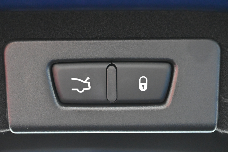 マセラティ ギブリ ｸﾞﾗﾝｽﾎﾟｰﾂ ﾄﾞﾗｲﾊﾞｰｽﾞｱｼｽﾀﾝｽ&ﾂｰﾘﾝｸﾞP　後期 ACC BSM LKA 黒革 SR 8.4ｲﾝﾁMTC+ Carplay 自動ﾄﾗﾝｸ 21ｲﾝﾁﾁﾀｰﾉAW ｽｶｲﾌｯｸｻｽ LED　2年保証付