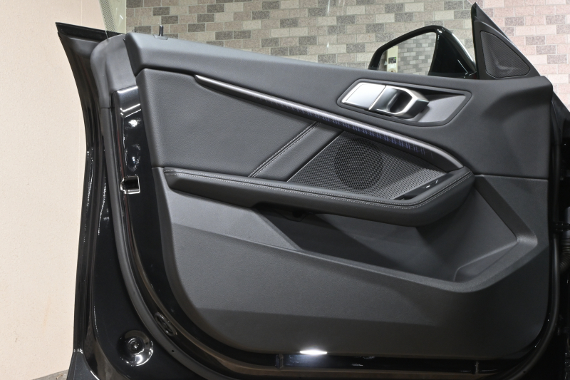 BMW 2シリーズ 218dｸﾞﾗﾝｸｰﾍﾟ Mｽﾎﾟｰﾂ ﾌﾟﾗｽﾊﾟｯｹｰｼﾞ　ｺﾝﾌｫA 黒革 ﾊﾟﾉﾗﾏｻﾝﾙｰﾌ iDriveﾅﾋﾞ Bｶﾒﾗ HiFiｽﾋﾟｰｶｰ LEDﾍｯﾄﾞﾗｲﾄ　新車保証