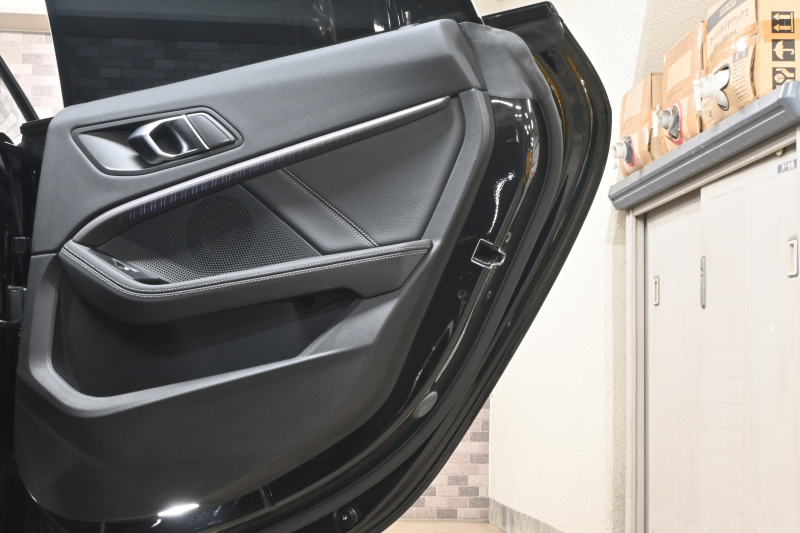 BMW 2シリーズ 218dｸﾞﾗﾝｸｰﾍﾟ Mｽﾎﾟｰﾂ ﾌﾟﾗｽﾊﾟｯｹｰｼﾞ　ｺﾝﾌｫA 黒革 ﾊﾟﾉﾗﾏｻﾝﾙｰﾌ iDriveﾅﾋﾞ Bｶﾒﾗ HiFiｽﾋﾟｰｶｰ LEDﾍｯﾄﾞﾗｲﾄ　新車保証