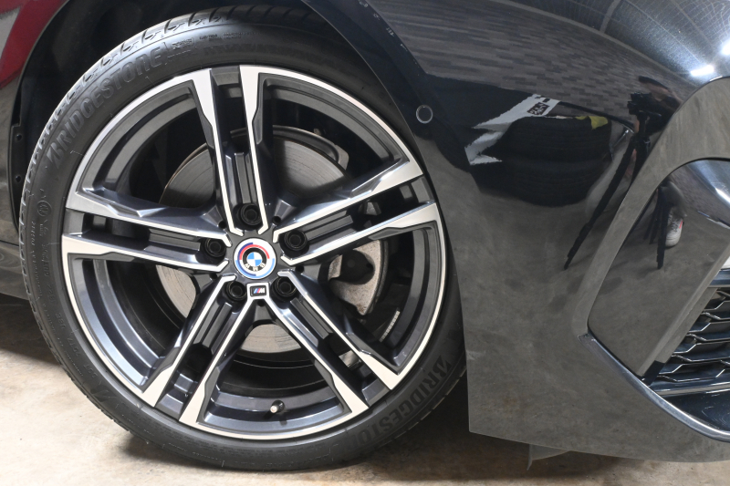 BMW 2シリーズ 218dｸﾞﾗﾝｸｰﾍﾟ Mｽﾎﾟｰﾂ ﾌﾟﾗｽﾊﾟｯｹｰｼﾞ　ｺﾝﾌｫA 黒革 ﾊﾟﾉﾗﾏｻﾝﾙｰﾌ iDriveﾅﾋﾞ Bｶﾒﾗ HiFiｽﾋﾟｰｶｰ LEDﾍｯﾄﾞﾗｲﾄ　新車保証