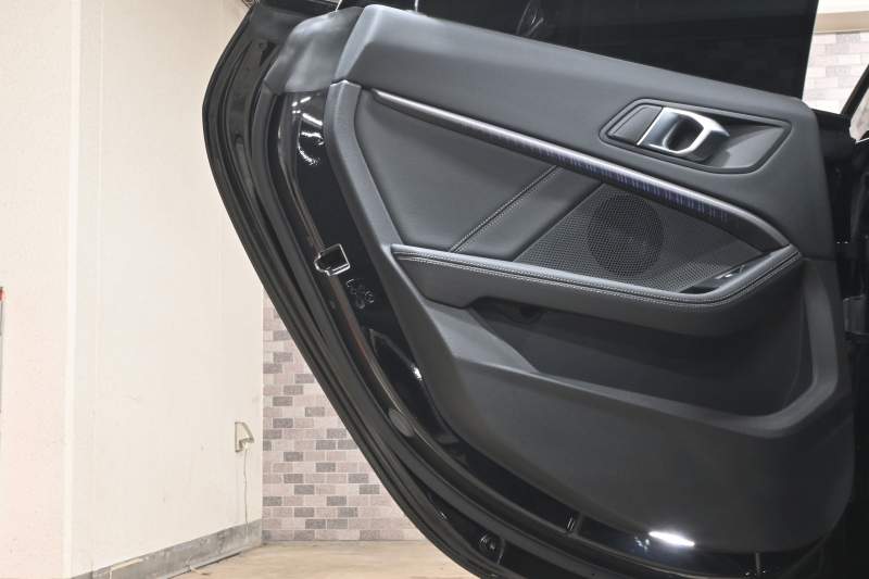 BMW 2シリーズ 218dｸﾞﾗﾝｸｰﾍﾟ Mｽﾎﾟｰﾂ ﾌﾟﾗｽﾊﾟｯｹｰｼﾞ　ｺﾝﾌｫA 黒革 ﾊﾟﾉﾗﾏｻﾝﾙｰﾌ iDriveﾅﾋﾞ Bｶﾒﾗ HiFiｽﾋﾟｰｶｰ LEDﾍｯﾄﾞﾗｲﾄ　新車保証