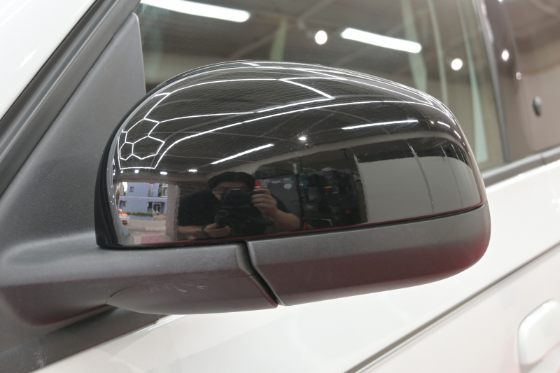 ルノー トゥインゴ ｲﾝﾃﾝｽ　5MT ECO機能 ｸﾙｺﾝ LDW 黒/白ﾚｻﾞｰ調×ﾌｧﾌﾞﾘｯｸｼｰﾄ 純正ﾀｯﾁｽｸﾘｰﾝ Carplay Bｶﾒﾗ 16ｲﾝﾁｱﾛｲﾎｲｰﾙ ﾌﾞﾗﾝｲﾝﾃﾘｱ　2年保証付