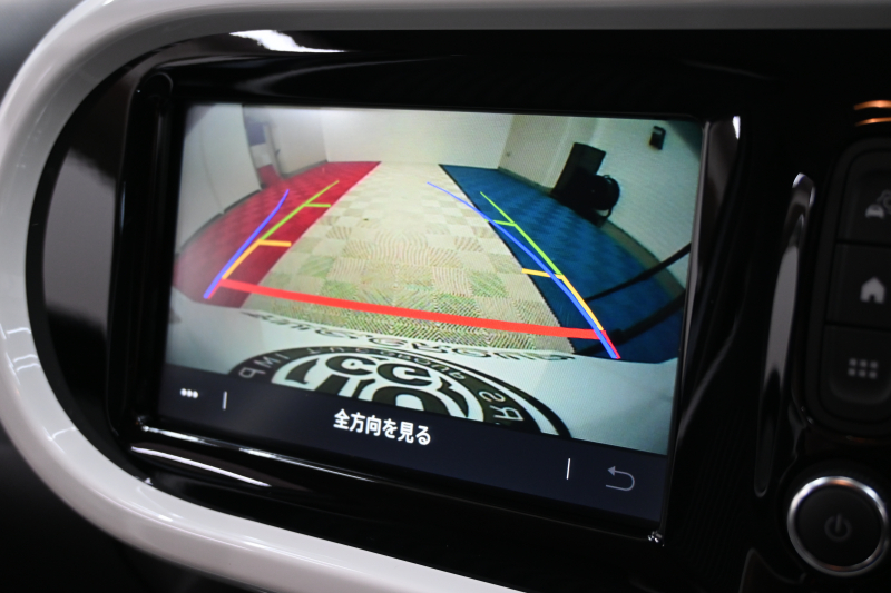 ルノー トゥインゴ ｲﾝﾃﾝｽ　5MT ECO機能 ｸﾙｺﾝ LDW 黒/白ﾚｻﾞｰ調×ﾌｧﾌﾞﾘｯｸｼｰﾄ 純正ﾀｯﾁｽｸﾘｰﾝ Carplay Bｶﾒﾗ 16ｲﾝﾁｱﾛｲﾎｲｰﾙ ﾌﾞﾗﾝｲﾝﾃﾘｱ　2年保証付