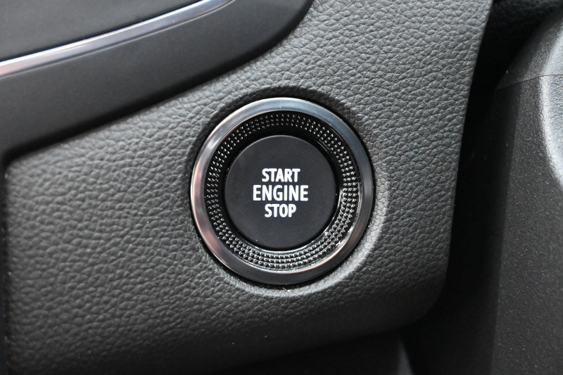 ルノー メガーヌ RSﾄﾛﾌｨｰ　RECARO製ﾌﾛﾝﾄﾊﾞｹｯﾄｼｰﾄ 純正ﾀｯﾁｽｸﾘｰﾝ Bluetoothｵｰﾃﾞｨｵ CarPlay Bｶﾒﾗ 前後PTS 19ｲﾝﾁ鍛造AW ﾌﾞﾚﾝﾎﾞ製ﾚｯﾄﾞｷｬﾘﾊﾟｰ LEDﾍｯﾄﾞﾗｲﾄ　2年保証付