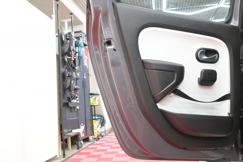 ルノー トゥインゴ ｲﾝﾃﾝｽ ｷｬﾝﾊﾞｽﾄｯﾌﾟ　 1ｵﾅ ﾚｻﾞｰ調×ﾌｧﾌﾞﾘｯｸｼｰﾄ ｼｰﾄﾋｰﾀｰ 純正ﾀｯﾁﾓﾆﾀｰ Bｶﾒﾗ Carplay 純正16ｲﾝﾁAW　2年保証付