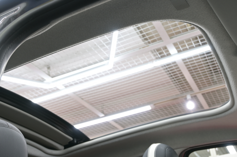 ルノー トゥインゴ ｲﾝﾃﾝｽ ｷｬﾝﾊﾞｽﾄｯﾌﾟ　 1ｵﾅ ﾚｻﾞｰ調×ﾌｧﾌﾞﾘｯｸｼｰﾄ ｼｰﾄﾋｰﾀｰ 純正ﾀｯﾁﾓﾆﾀｰ Bｶﾒﾗ Carplay 純正16ｲﾝﾁAW　2年保証付