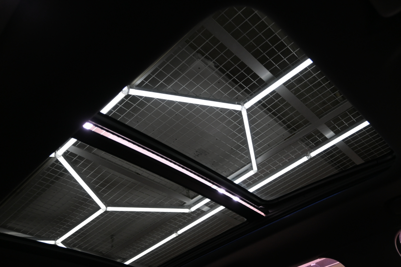 プジョー 5008 GT　後期ﾓﾃﾞﾙ ACC LKA ﾊｰﾌ革 ﾊﾟﾉﾗﾏR 純正ﾅﾋﾞTV ﾘｱﾓﾆﾀｰ Carplay Bｶﾒﾗ 前後ｺｰﾅｰｾﾝｻｰ 純正18ｲﾝﾁAW LEDﾗｲﾄ　2年保証付