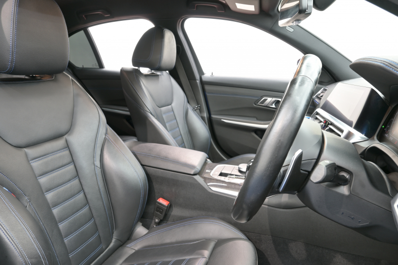 BMW 3シリーズ 320i ｽﾎﾟｰﾂ ﾃﾞﾋﾞｭｰ&ｺﾝﾌｫｰﾄP　ACC ｳﾞｧｰﾈｽｶﾚｻﾞｰ 純正HDDﾅﾋﾞ Carplay Bｶﾒﾗ Mｴｱﾛ&19ｲﾝﾁAW 自動ﾄﾗﾝｸ ﾜｲﾔﾚｽﾁｬｰｼﾞ　2年保証付