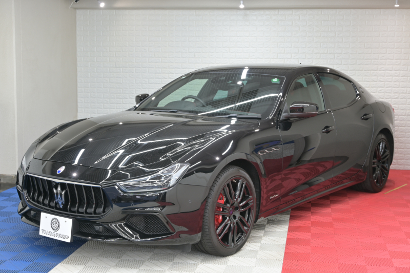 マセラティ ギブリ S ｸﾞﾗﾝｽﾎﾟｰﾂ ﾈﾘｯｼﾓPKG　ACC BSM 黒革 8.4ｲﾝﾁMTC+ TV CarPlay 360ｶﾒﾗ ｳﾗｰﾉ20ｲﾝﾁAW ﾊﾟﾄﾞﾙｼﾌﾄ harman/kardon　2年保証付