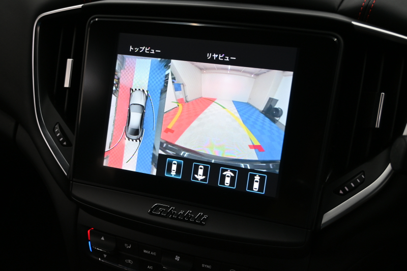 マセラティ ギブリ S ｸﾞﾗﾝｽﾎﾟｰﾂ ﾈﾘｯｼﾓPKG　ACC BSM 黒革 8.4ｲﾝﾁMTC+ TV CarPlay 360ｶﾒﾗ ｳﾗｰﾉ20ｲﾝﾁAW ﾊﾟﾄﾞﾙｼﾌﾄ harman/kardon　2年保証付