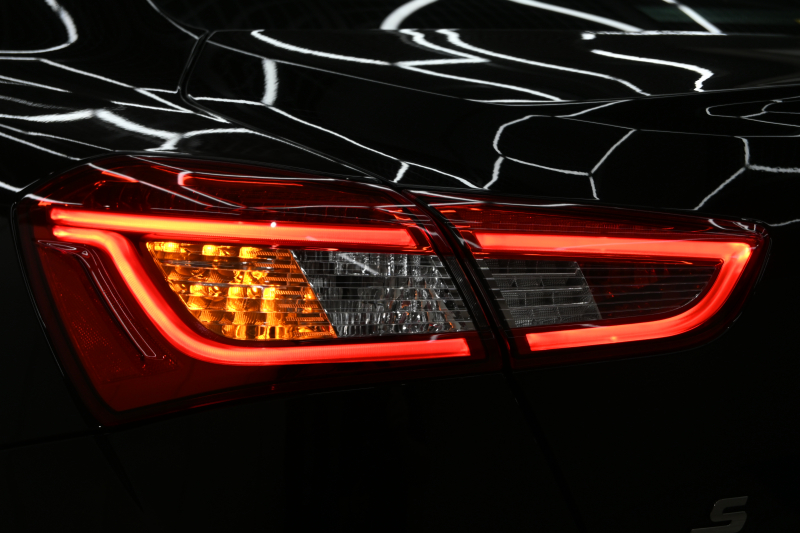 マセラティ ギブリ S ｸﾞﾗﾝｽﾎﾟｰﾂ ﾈﾘｯｼﾓPKG　ACC BSM 黒革 8.4ｲﾝﾁMTC+ TV CarPlay 360ｶﾒﾗ ｳﾗｰﾉ20ｲﾝﾁAW ﾊﾟﾄﾞﾙｼﾌﾄ harman/kardon　2年保証付