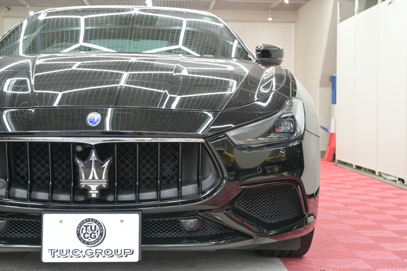 マセラティ ギブリ S ｸﾞﾗﾝｽﾎﾟｰﾂ ﾈﾘｯｼﾓPKG　ACC BSM 黒革 8.4ｲﾝﾁMTC+ TV CarPlay 360ｶﾒﾗ ｳﾗｰﾉ20ｲﾝﾁAW ﾊﾟﾄﾞﾙｼﾌﾄ harman/kardon　2年保証付