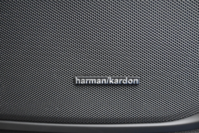 マセラティ ギブリ S ｸﾞﾗﾝｽﾎﾟｰﾂ ﾈﾘｯｼﾓPKG　ACC BSM 黒革 8.4ｲﾝﾁMTC+ TV CarPlay 360ｶﾒﾗ ｳﾗｰﾉ20ｲﾝﾁAW ﾊﾟﾄﾞﾙｼﾌﾄ harman/kardon　2年保証付