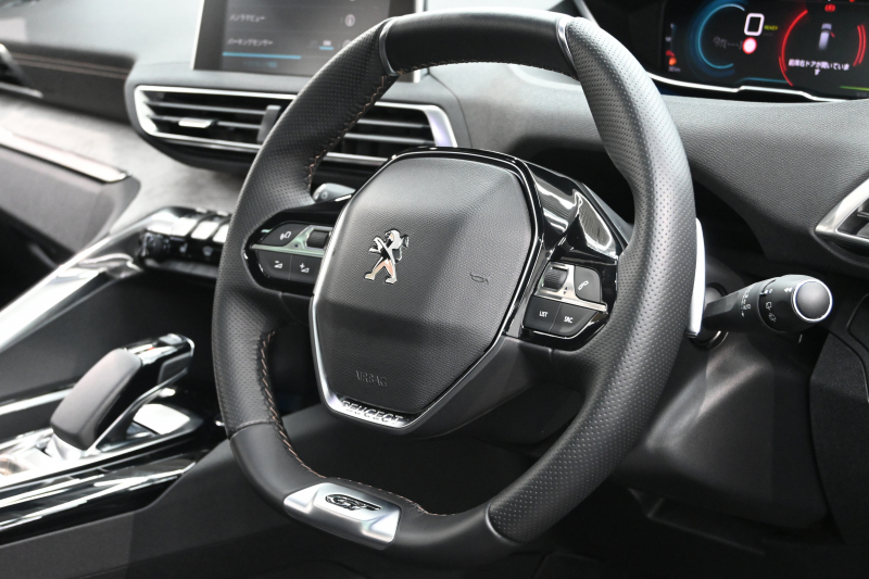 プジョー 3008 GT PLUG-IN HYBRID 4　1ｵｰﾅｰ 後期ﾓﾃﾞﾙ ACC LKA ﾊｰﾌ革 ﾊﾟﾉﾗﾏR 純正ﾅﾋﾞTV ﾘｱﾓﾆﾀｰ CarPlay ﾊﾟﾉﾗﾏﾋﾞｭｰｶﾒﾗ 前後ｺｰﾅｰｾﾝｻｰ 純正18ｲﾝﾁAW LEDﾗｲﾄ　新車保証継承可