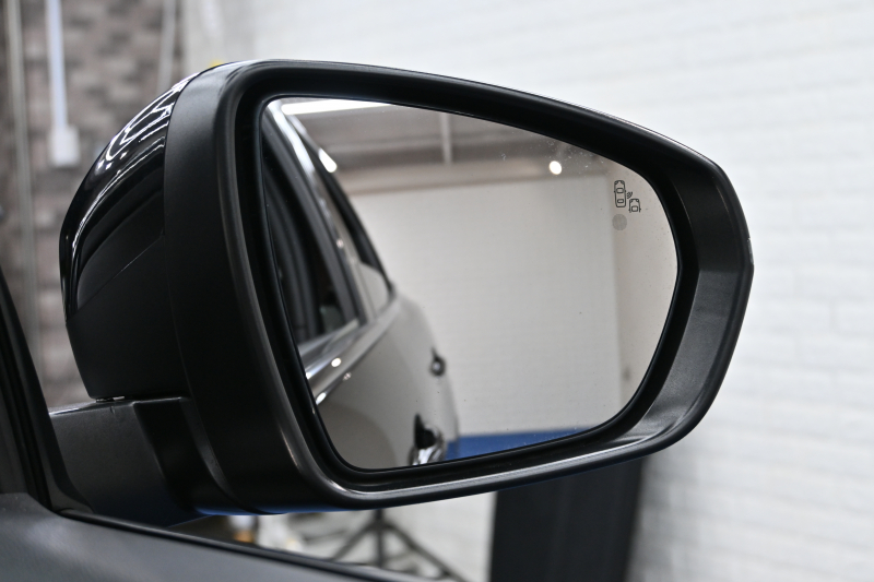 プジョー 3008 GT PLUG-IN HYBRID 4　1ｵｰﾅｰ 後期ﾓﾃﾞﾙ ACC LKA ﾊｰﾌ革 ﾊﾟﾉﾗﾏR 純正ﾅﾋﾞTV ﾘｱﾓﾆﾀｰ CarPlay ﾊﾟﾉﾗﾏﾋﾞｭｰｶﾒﾗ 前後ｺｰﾅｰｾﾝｻｰ 純正18ｲﾝﾁAW LEDﾗｲﾄ　新車保証継承可