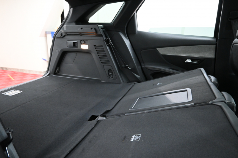 プジョー 3008 GT PLUG-IN HYBRID 4　1ｵｰﾅｰ 後期ﾓﾃﾞﾙ ACC LKA ﾊｰﾌ革 ﾊﾟﾉﾗﾏR 純正ﾅﾋﾞTV ﾘｱﾓﾆﾀｰ CarPlay ﾊﾟﾉﾗﾏﾋﾞｭｰｶﾒﾗ 前後ｺｰﾅｰｾﾝｻｰ 純正18ｲﾝﾁAW LEDﾗｲﾄ　新車保証継承可