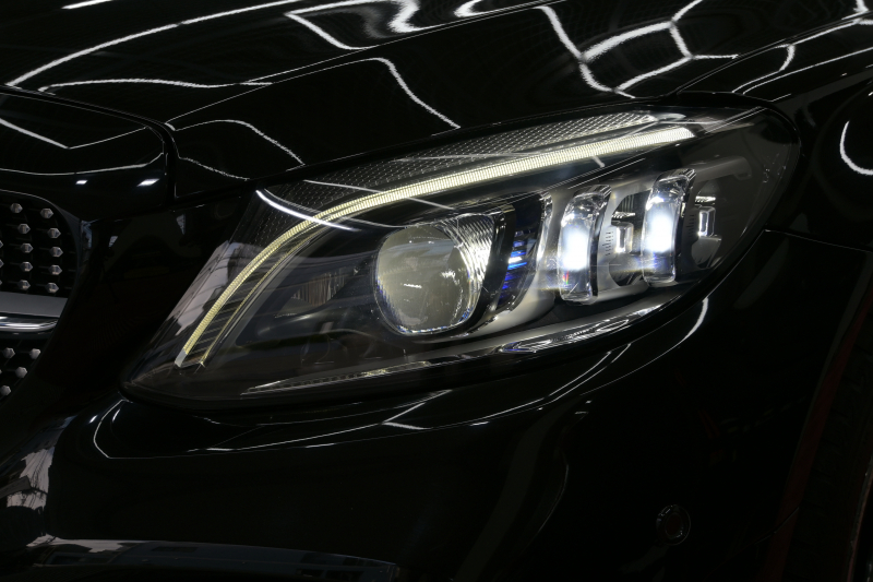 メルセデスベンツ Cクラス C200 AVG AMGﾗｲﾝ ﾚｰﾀﾞｰｾｰﾌﾃｨPKG　後期 BSG Meｺﾈ Pｽﾀ 黒革 HDDﾅﾋﾞTV CarPlay Bｶﾒﾗ AMGｴｱﾛ&18ｲﾝﾁAW LED　2年保証付