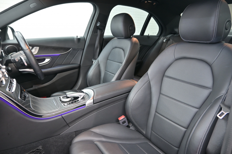 メルセデスベンツ Cクラス C200 AVG AMGﾗｲﾝ ﾚｰﾀﾞｰｾｰﾌﾃｨPKG　後期 BSG Meｺﾈ Pｽﾀ 黒革 HDDﾅﾋﾞTV CarPlay Bｶﾒﾗ AMGｴｱﾛ&18ｲﾝﾁAW LED　2年保証付