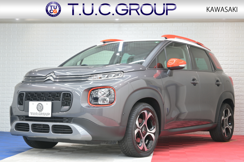 シトロエン C3 ｴｱｸﾛｽSUV ｼｬｲﾝﾊﾟｯｹｰｼﾞ　ﾌｧﾌﾞﾘｯｸｼｰﾄ ﾊﾟﾉﾗﾏSR ｸﾙｺﾝ 純正7ｲﾝﾁﾀｯﾁｽｸﾘｰﾝ CarPlay Bｶﾒﾗ 純正17ｲﾝﾁAW LEDﾗｲﾄ ｱｸﾃｨﾌﾞｾｰﾌﾃｨﾌﾞﾚｰｷ　2年保証付