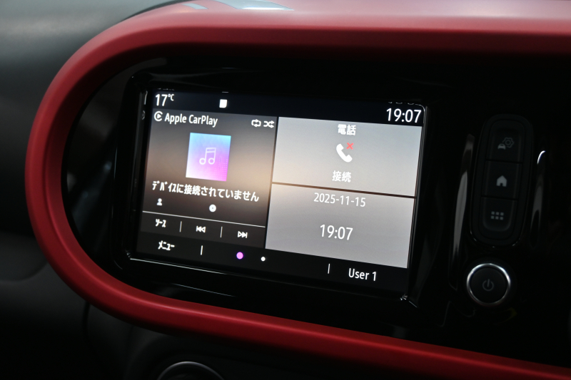 ルノー トゥインゴ ﾙｺｯｸｽﾎﾟﾙﾃｨﾌ　100台限定特別仕様車 1ｵﾅ ｸﾙｺﾝ ECO機能 専用ｺﾝﾋﾞｼｰﾄ ﾀｯﾁｽｸﾘｰﾝ CarPlay Bｶﾒﾗ 専用16ｲﾝﾁAW　2年保証付