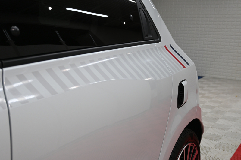 ルノー トゥインゴ ﾙｺｯｸｽﾎﾟﾙﾃｨﾌ　100台限定特別仕様車 1ｵﾅ ｸﾙｺﾝ ECO機能 専用ｺﾝﾋﾞｼｰﾄ ﾀｯﾁｽｸﾘｰﾝ CarPlay Bｶﾒﾗ 専用16ｲﾝﾁAW　2年保証付